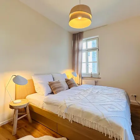 Großzügig Und Super Zentral